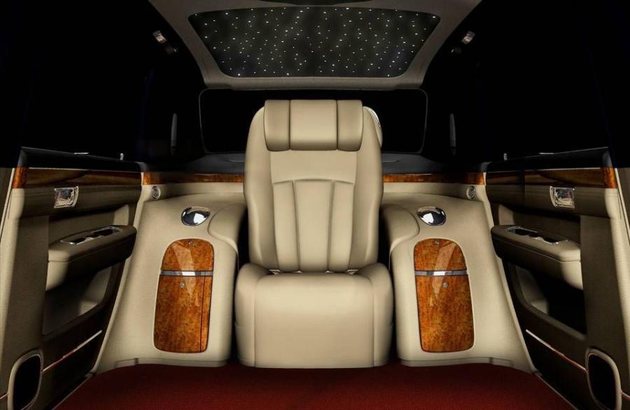  Geely GE Concept 2009 года  (фото 4 из 8)